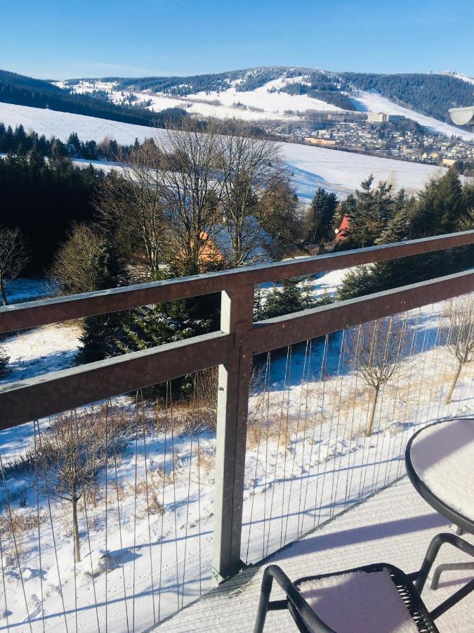 Mountain Apartment Klinovec Atomic Лоучна-под-Клиновцем Экстерьер фото