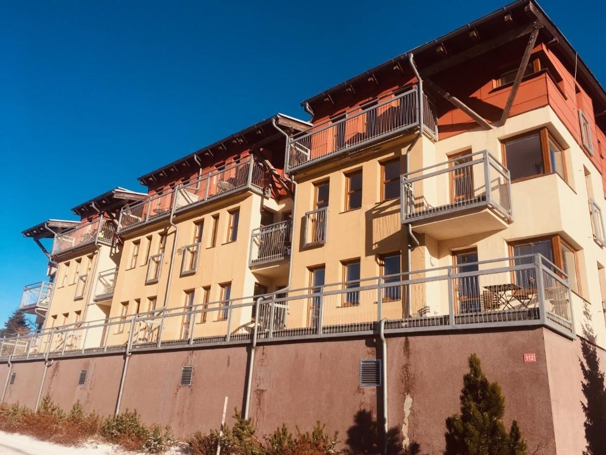 Mountain Apartment Klinovec Atomic Лоучна-под-Клиновцем Экстерьер фото